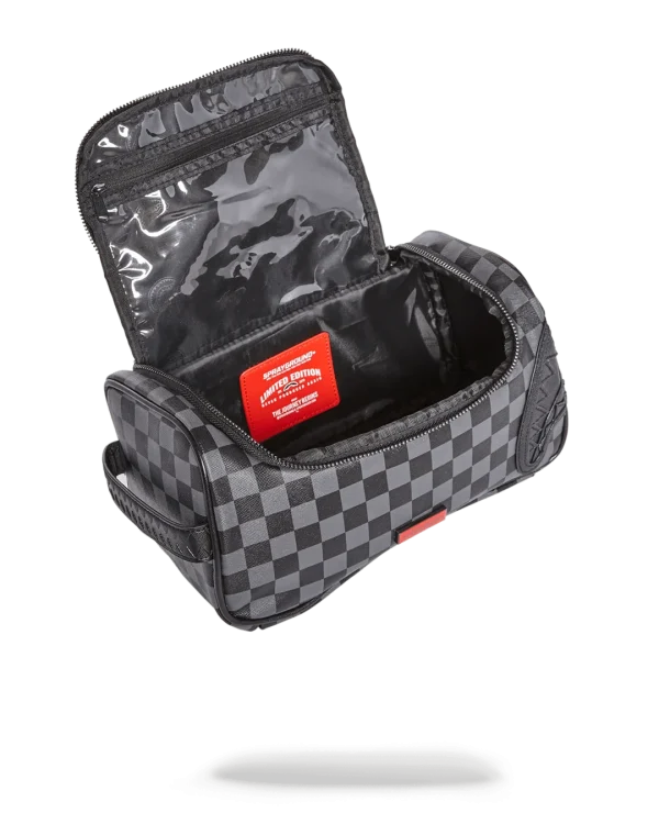 HENNY BLACK TOILETRY BAG