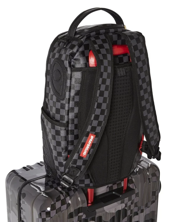 3AM SHARKNAUTICS 29.5 FULL-SIZE LUGGAGE