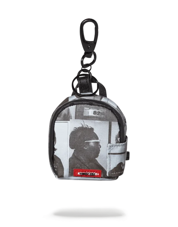 LAQUAN SMITH SCAMMER 3M KEYCHAIN (SMELL PROOF)