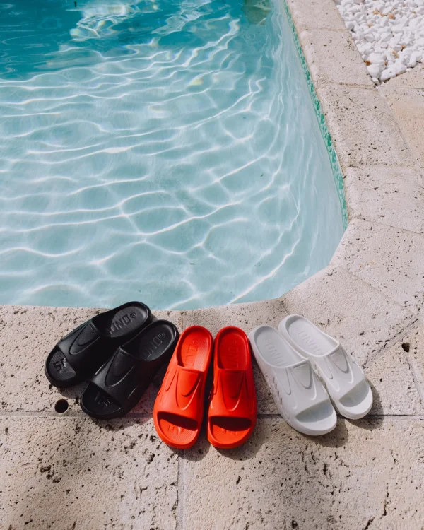 SHARK SLIDE (BLK)