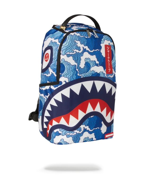 THE SHARK WAVE (made from 100% recycled plastic bottles from the ocean)