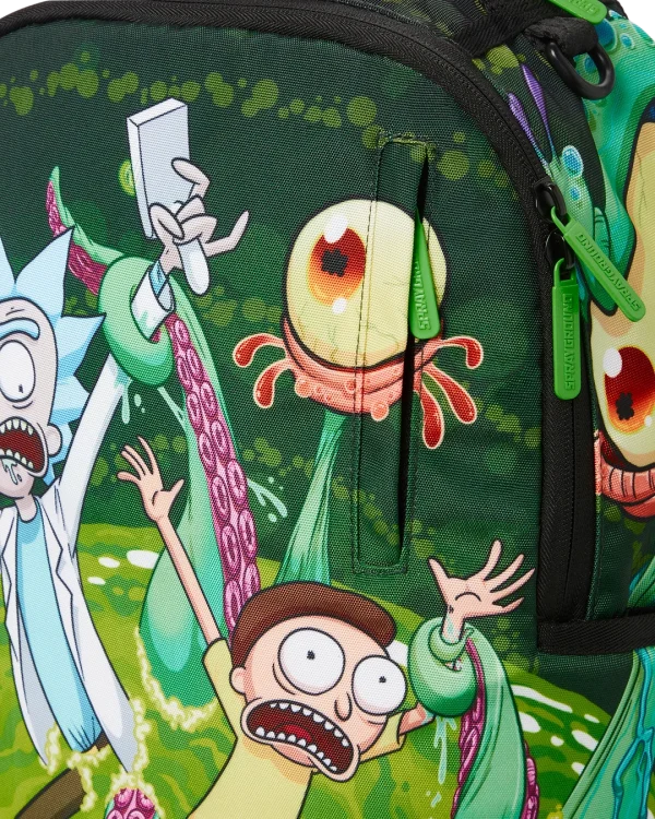 RICK & MORTY PORTAL SHARKMOUTH BACKPACK (DLXR)