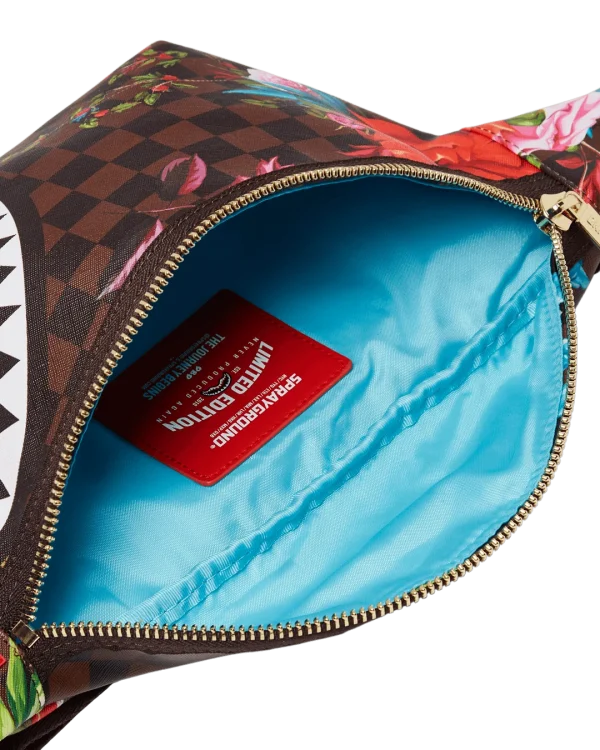 GARDEN OF SHARKS SAVVY CROSSBODY