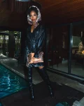 HENNY AIR TO THE THRONE CROSSOVER CLUTCH
