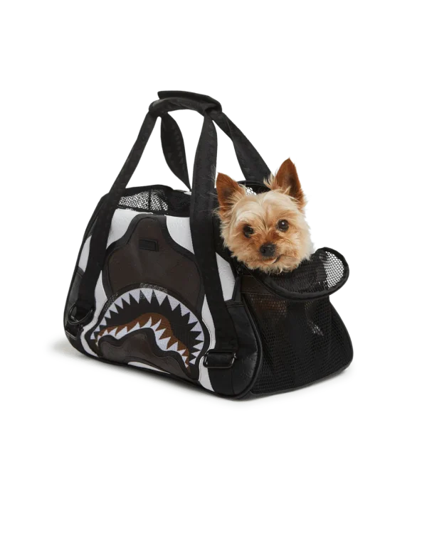 V.V.I.P. PET CARRIER