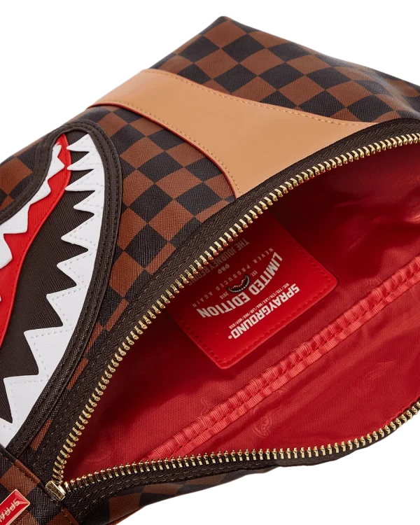 HENNY AIR TO THE THRONE SAVVY CROSSBODY