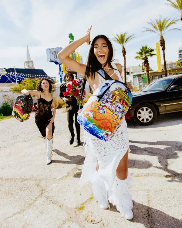 NOAH'S SH-ARK-MOUTH DLXSR BACKPACK