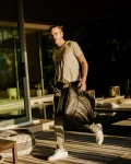 REALITY CHECK VINTAGE HANDHELD CARRY-ON CONVERTS TO BACKPACK
