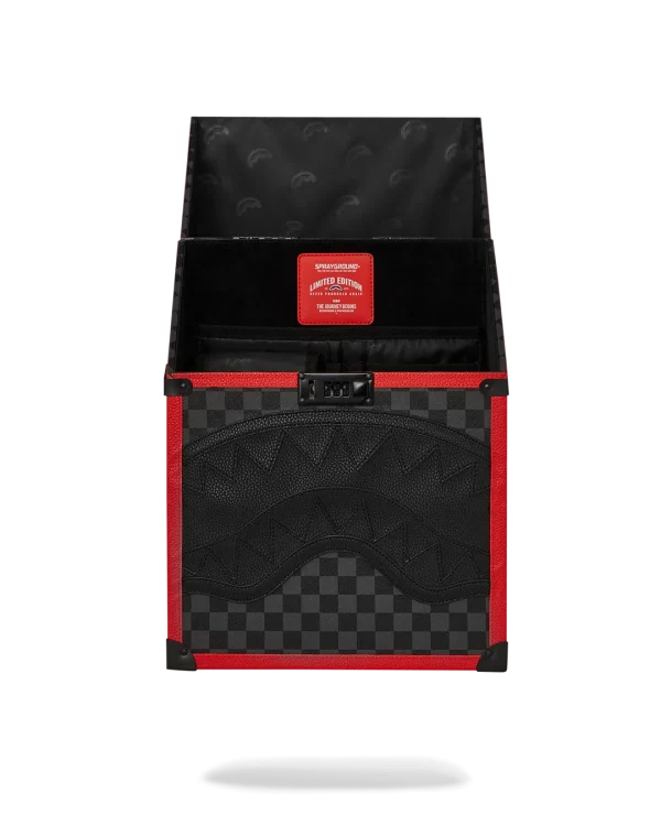 MONACO SHARK CLUB CHATURANGA SHARK 1900 BACKPACK