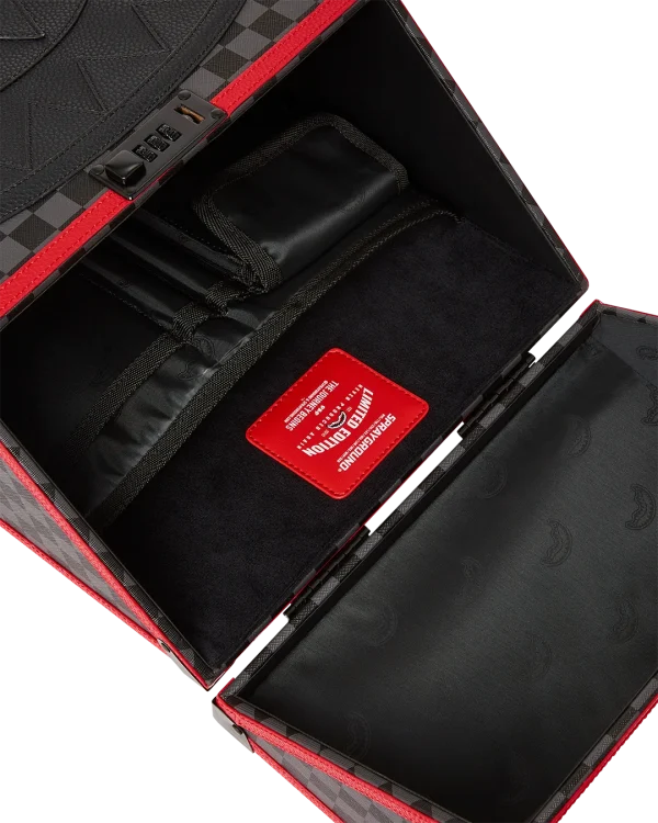 MONACO SHARK CLUB CHATURANGA SHARK 1900 BACKPACK