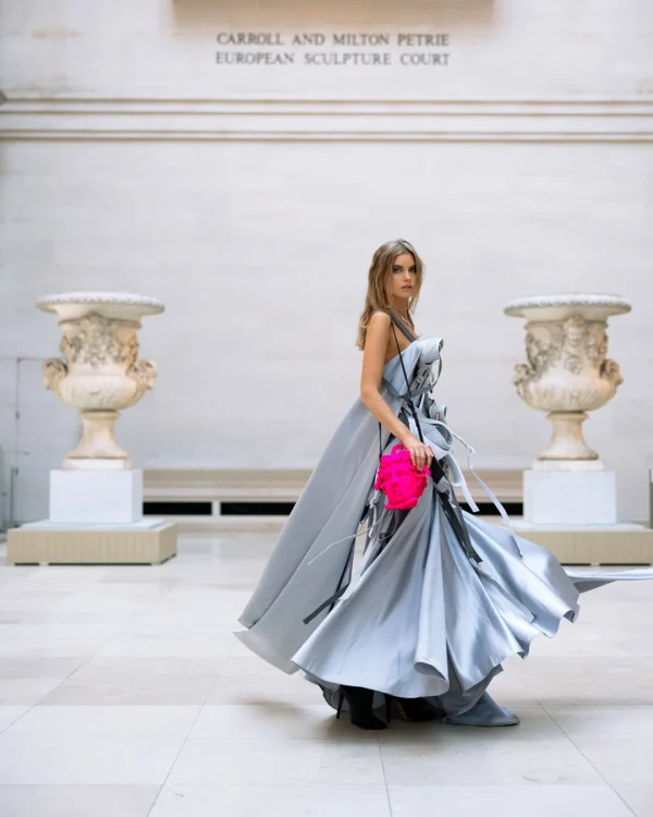 THE MET CANOVA MEDUSA HANDBAG (PINK)