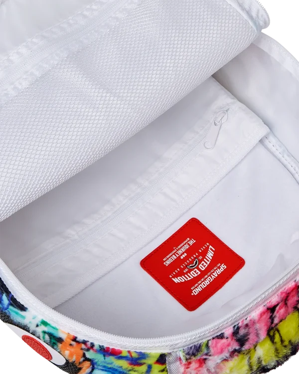 LE MONDE DES GRAFFITIS BACKPACK