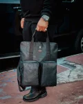 JAMES FIRST CLASS TYCOON TRAVELER CROSSOVER MESSENGER BAG