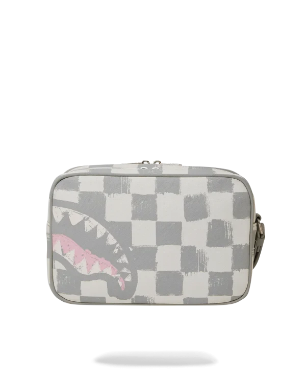 VANQUISH CREAM TOILETRY BAG