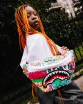 LE MONDE DES GRAFFITIS SAVVY CROSSBODY
