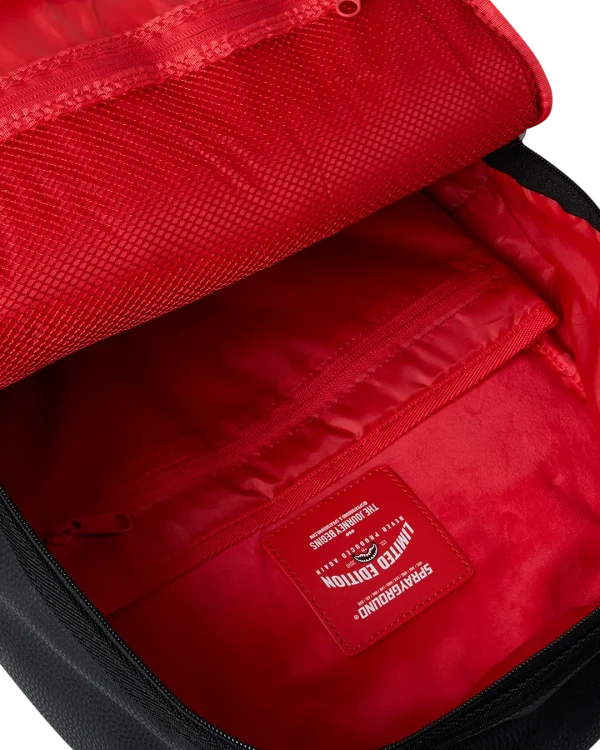CARBON FIBRE HARDSHELL INDESTURCTO BACKPACK