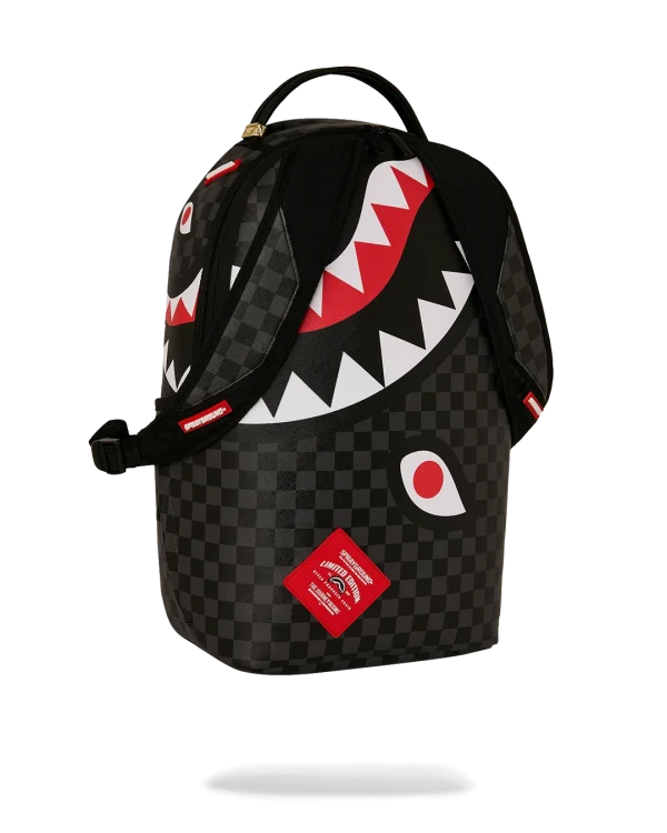 BACKPACK IN REVERSE BACKPACK