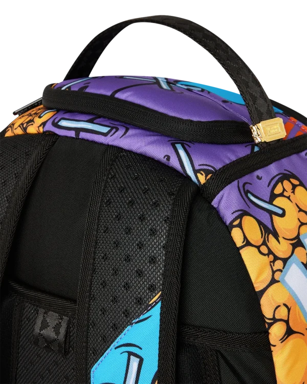 COLLABORATION SH11NA01 BEYOND SHARK BACKPACK