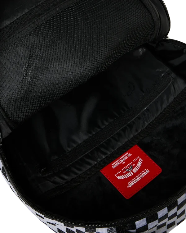 ILLUSION FUSION SHARK BACKPACK
