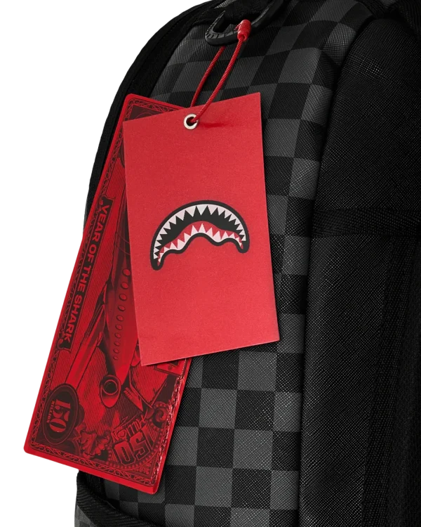 LOONEY TUNES OFFICIAL COLLAB - RUMBLE IN THE SHARK BACKPACK