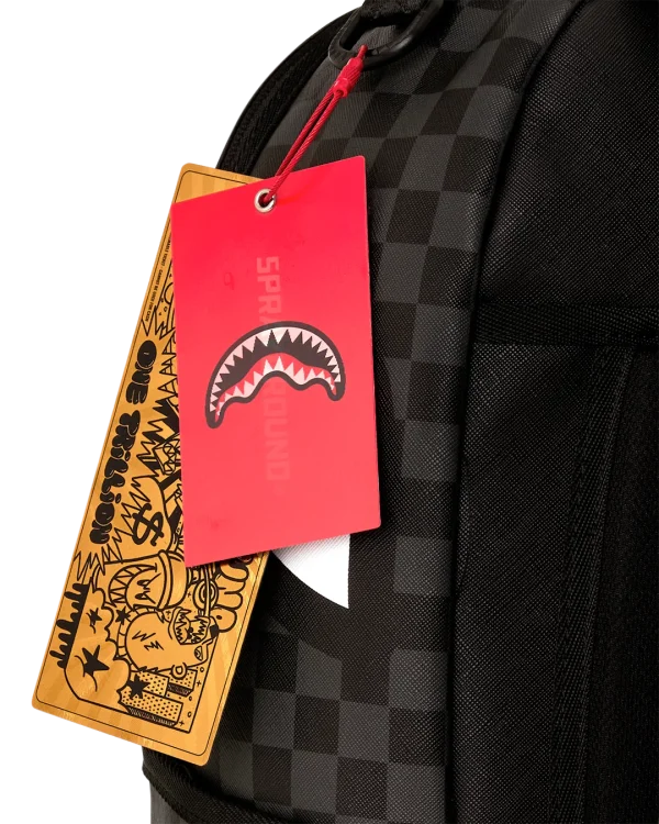 BUGS MONEY CARROT STACK BACKPACK