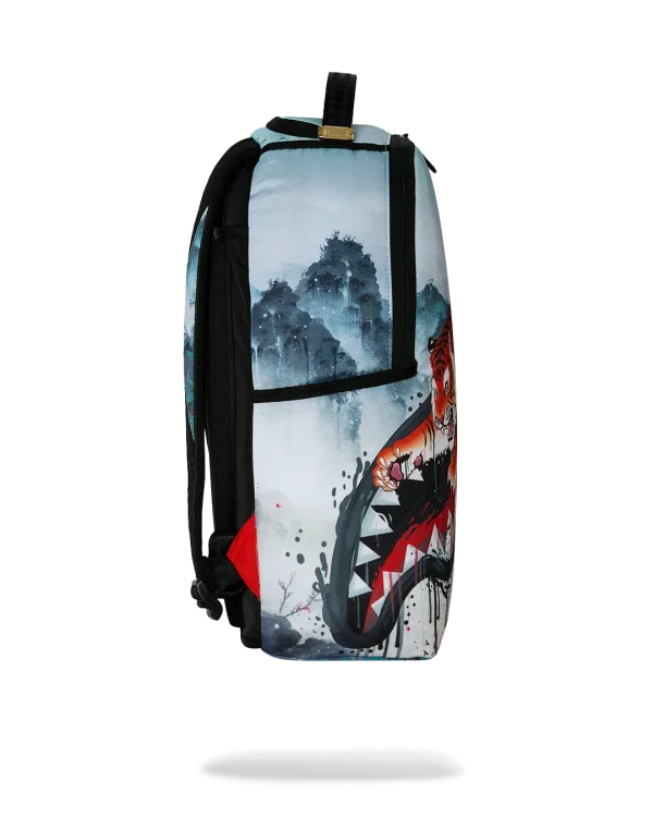 TIGER CLAW MOUNTAIN BACKPACK