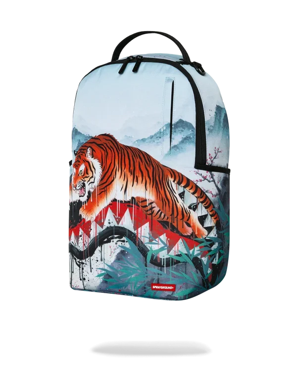 TIGER CLAW MOUNTAIN BACKPACK