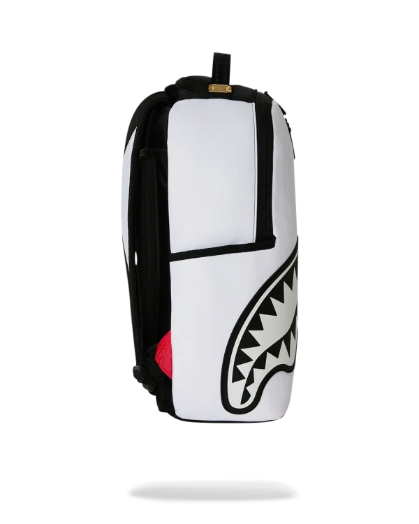 SHARK CENTRAL 2 BEYOND BACKPACK