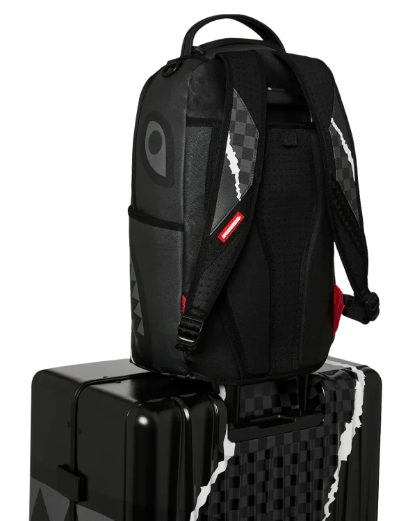SHARK SLASH FULL-SIZE LUGGAGE