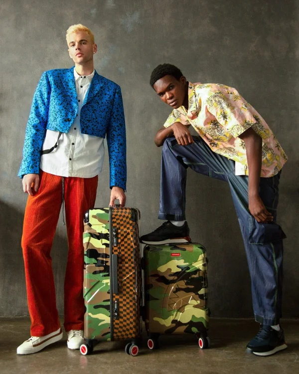 JUNGLE PARIS 29.5 FULL-SIZE SHARKITECTURE LUGGAGE
