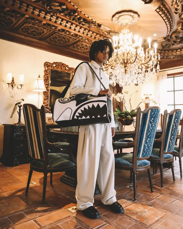 V.V.I.P. DUFFLE