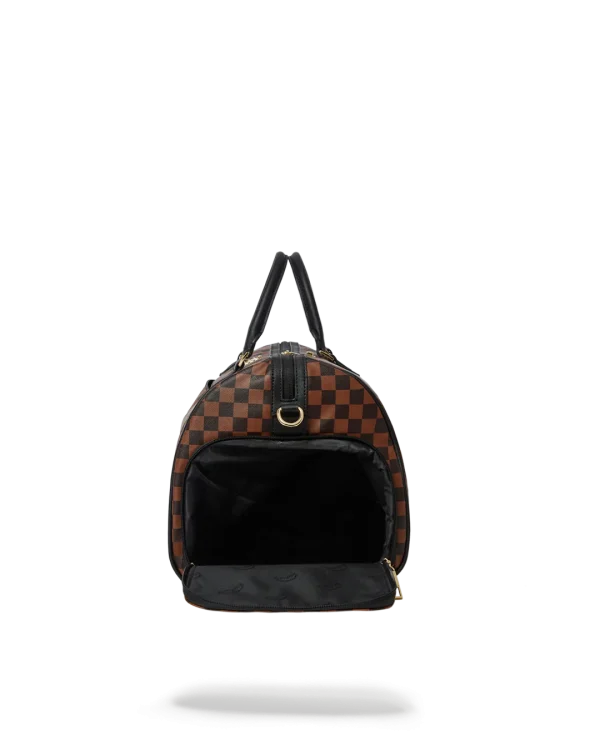 A.i.3 THE LEGACY DUFFLE