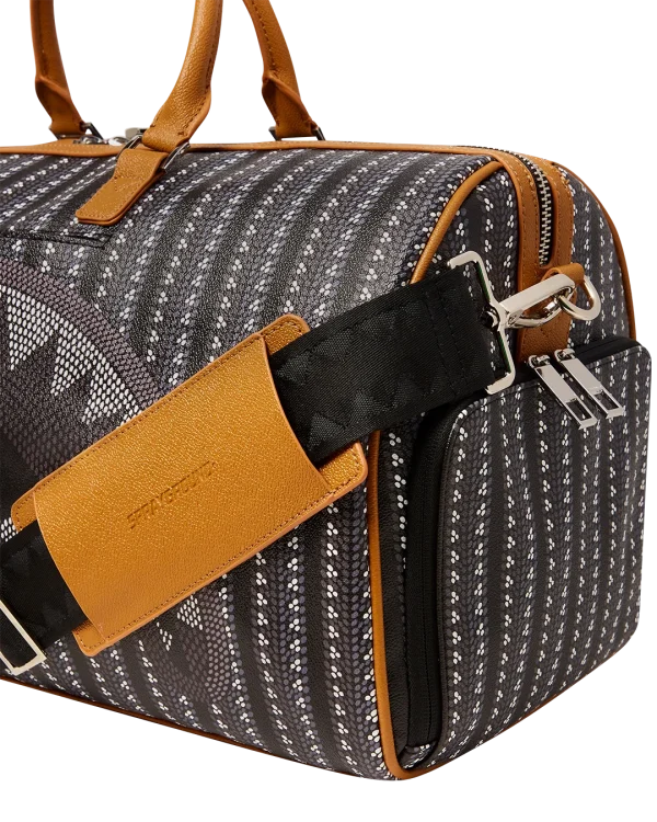 ILLUCHAINS DUFFLE