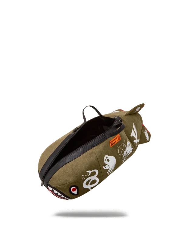 CALL OF DUTY SHARK TORPEDO DUFFLE
