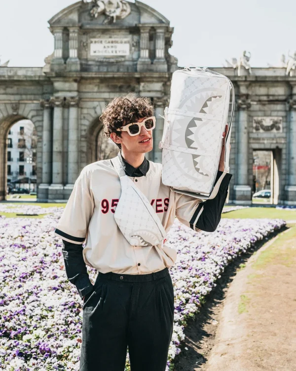 MONEY PATTERN POWDER EMPEROR DUFFLE