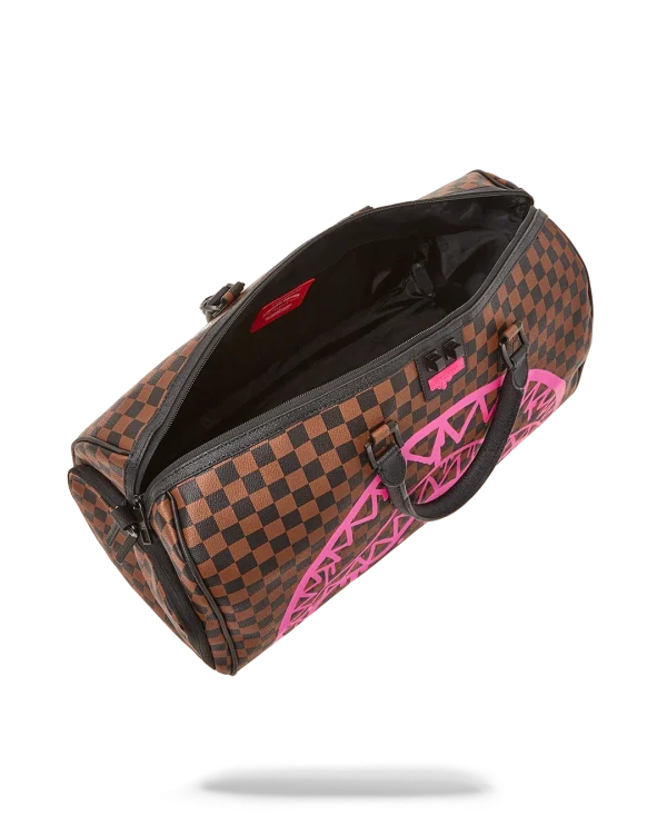 THE ARTISTS TOUCH DUFFLE