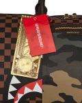 EXTERIOR GOLD ZIP POCKET SHARKS IN PARIS DUFFLE