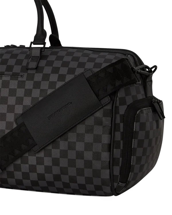 SNOOPY DAY OFF DUFFLE