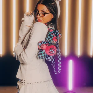 file_4b4c577e-d8f7-4898-ac6a-98b78fded97e