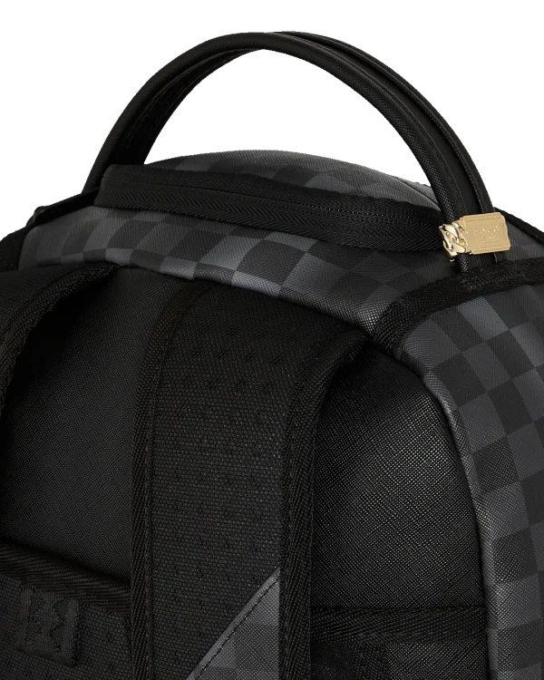 MADAGASCAR ESCAPE TO THE CITY BACKPACK