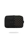 SPEED SHARK SIDE SWIPE TOILETRY BAG