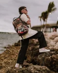 MADAGASCAR ROLLIN THRU DLXSV BACKPACK