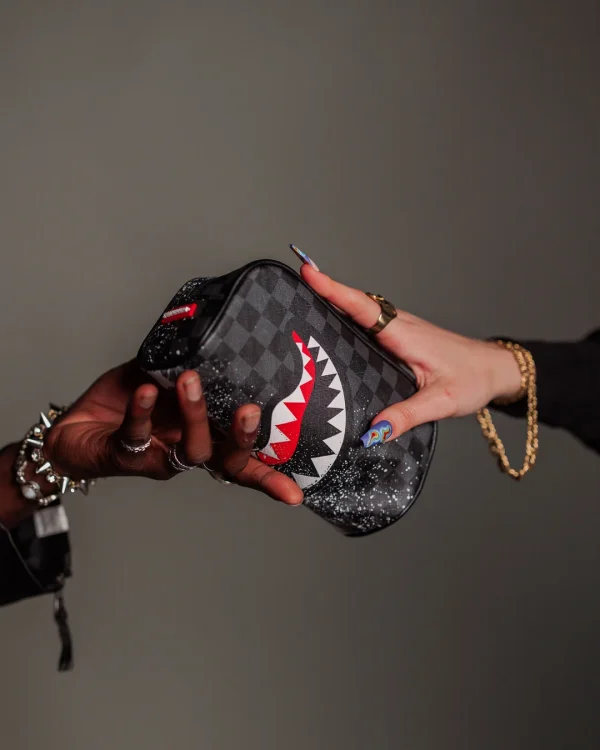 SCRIBBLE DRIBBLE CHECK POUCH